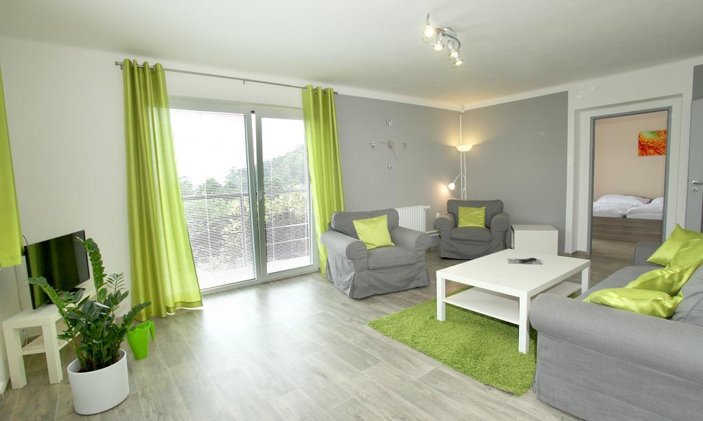 Apartman Pod Skalou V Ceskem Raji Besedice エクステリア 写真