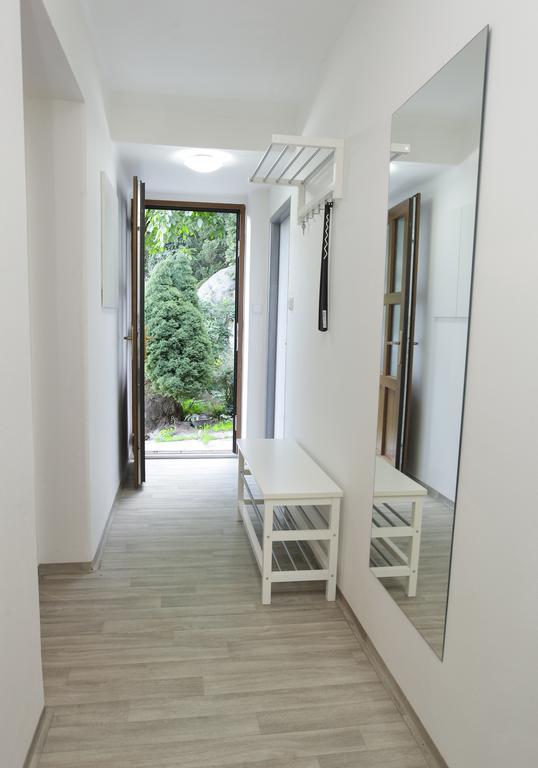 Apartman Pod Skalou V Ceskem Raji Besedice エクステリア 写真