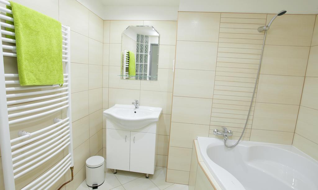 Apartman Pod Skalou V Ceskem Raji Besedice エクステリア 写真